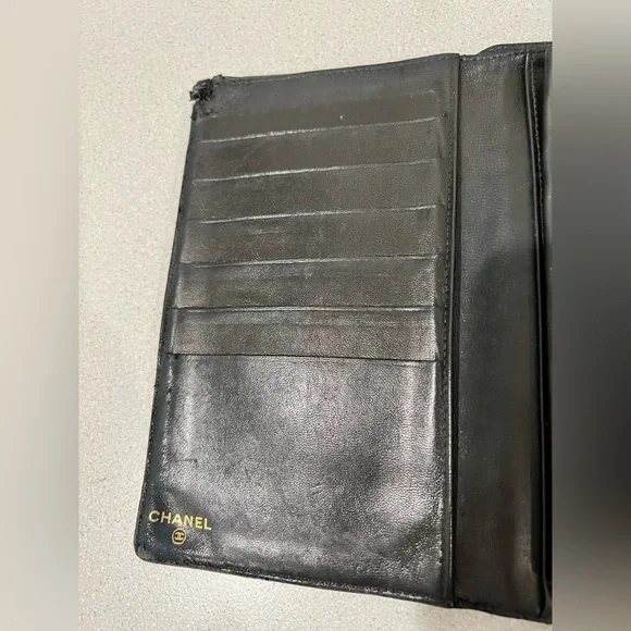 Chanel Caviar Timeless CC French Wallet in Black